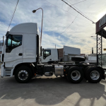 IVECO STRALIS HI-WAY 600s 44 0KM PATENTADO